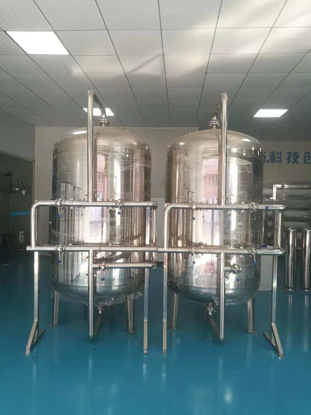 去离子水设备前置过滤器.jpg
