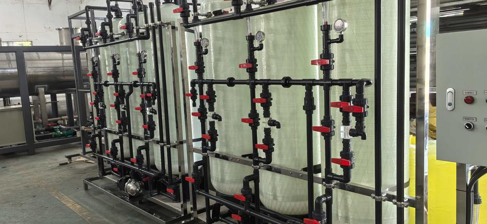 离子交换设备 玻璃钢1.jpg